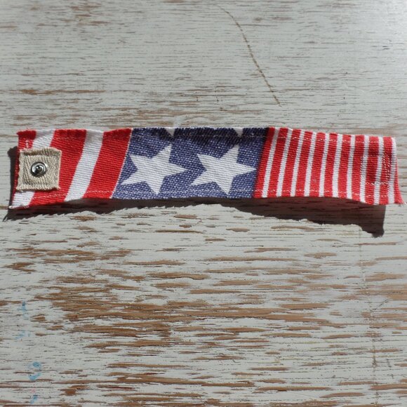 Hand Crafted Wrist Swag Bracelet - Picture 3 of 7